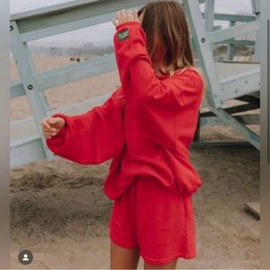 NWT Daily Drills unisex oversized crew -in heart